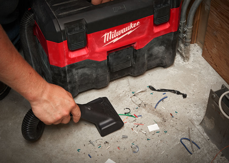 Milwaukee Odkurzacz NA SUCHO I MOKRO 18V M18 VC2-0